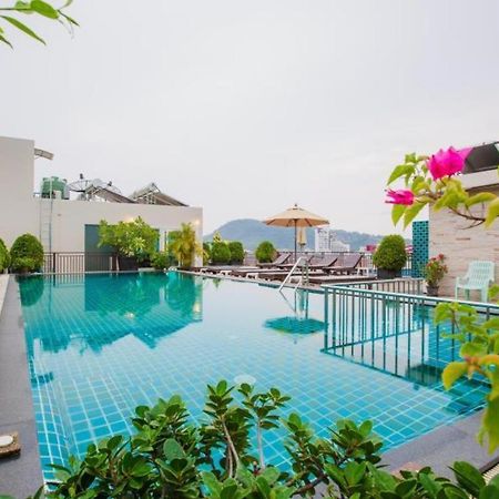 Hotel Azure Bangla Phuket Patong Exterior foto
